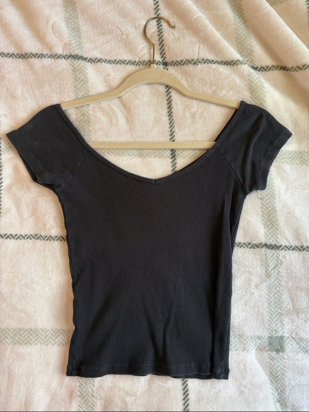 Brandy Melville Black Ribbed V-Neck Short Sleeve Top